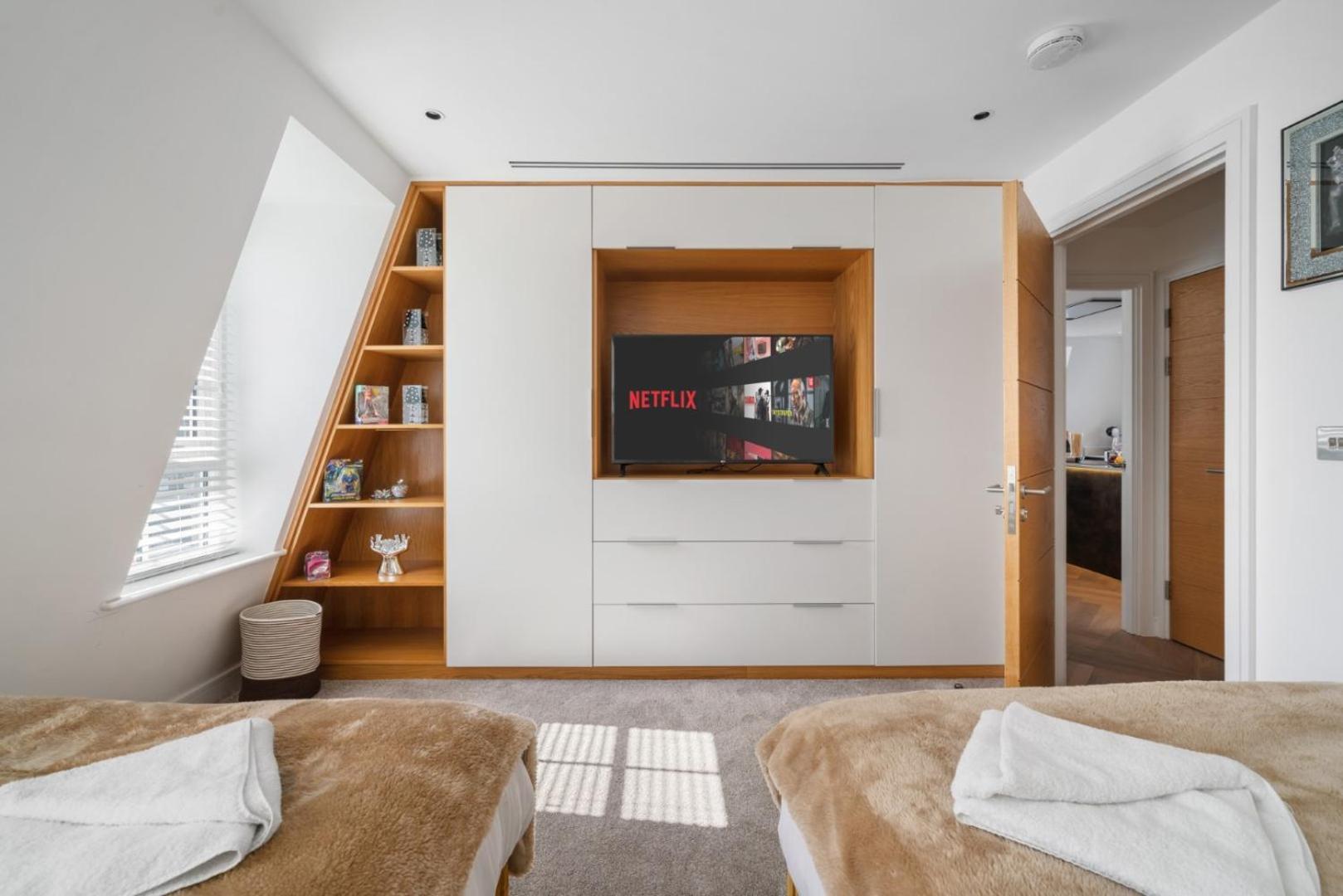 Elegant 3-Bedroom Penthouse In Marble Arch 70 Лондон Экстерьер фото