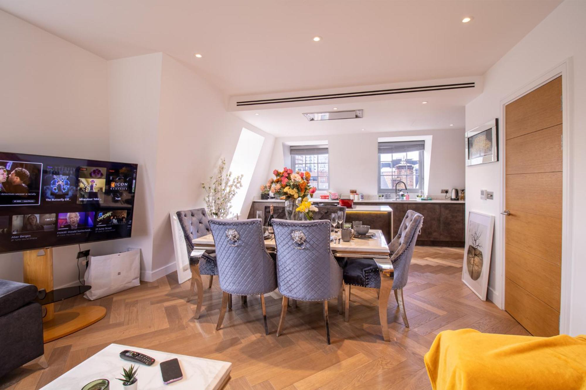 Elegant 3-Bedroom Penthouse In Marble Arch 70 Лондон Экстерьер фото
